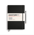 Carnet Master(A4+) couverture rigide, 235 pages numérotées, quadrillé, noir