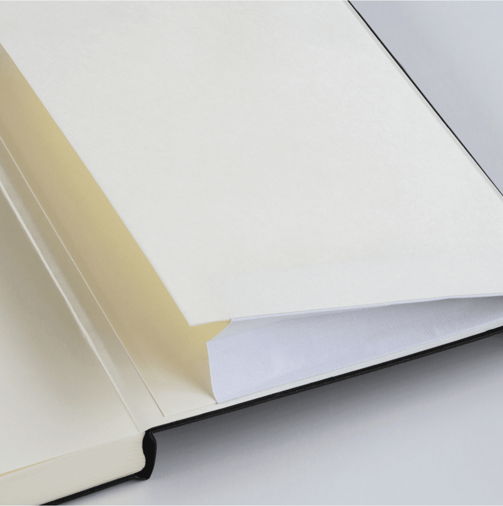 Carnet Master Slim (A4+) portée, couverture rigide, 123 pages numérotées, noir